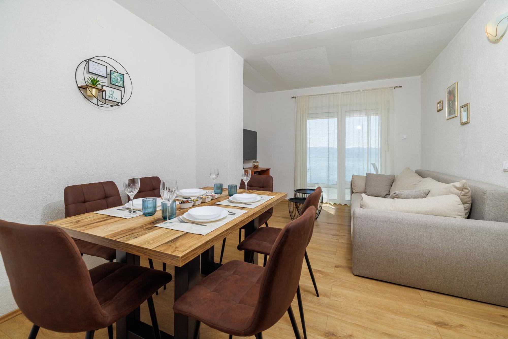 Apartmani Tijana Novi Vinodolski Exterior photo