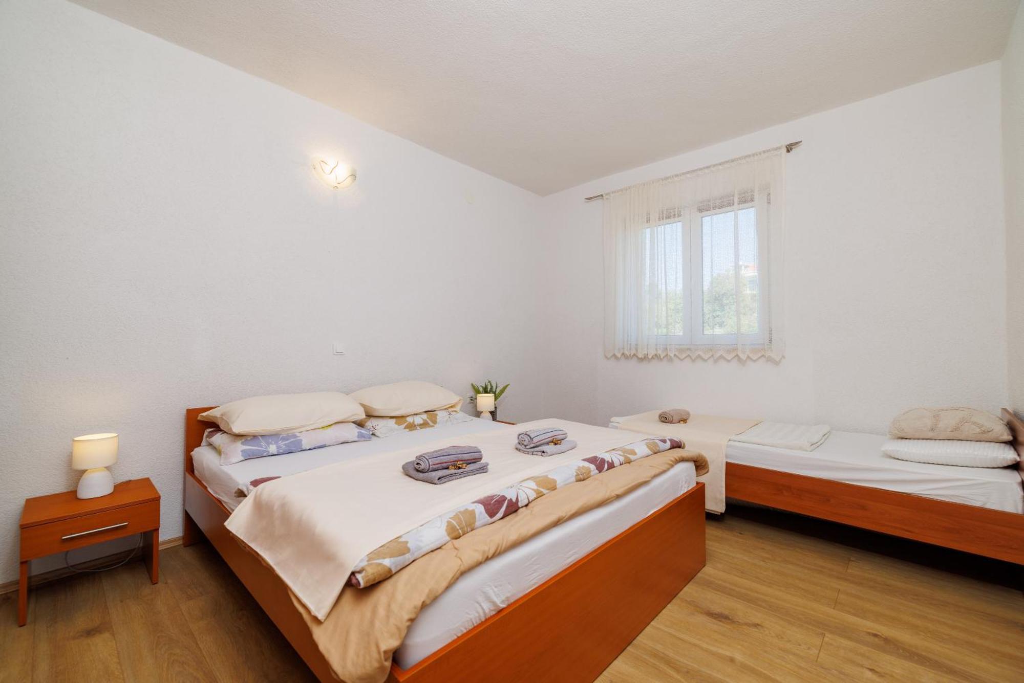 Apartmani Tijana Novi Vinodolski Exterior photo